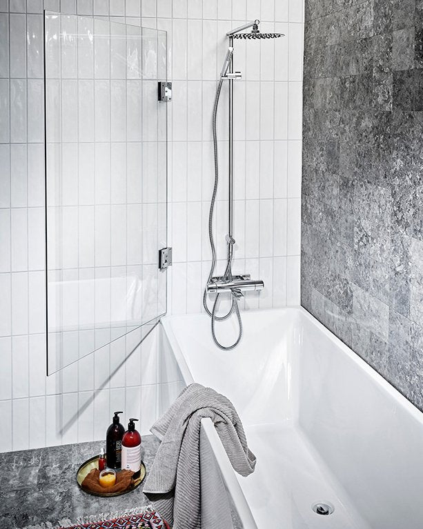 Alterna Luxor 8 Timeless Badkarsvägg 140x80 cm Krom inklusive Monterat & Klart